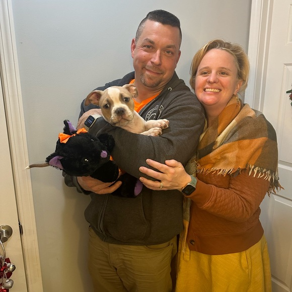 Meet your Posher, Lady Pope. - Picture 5 of 10